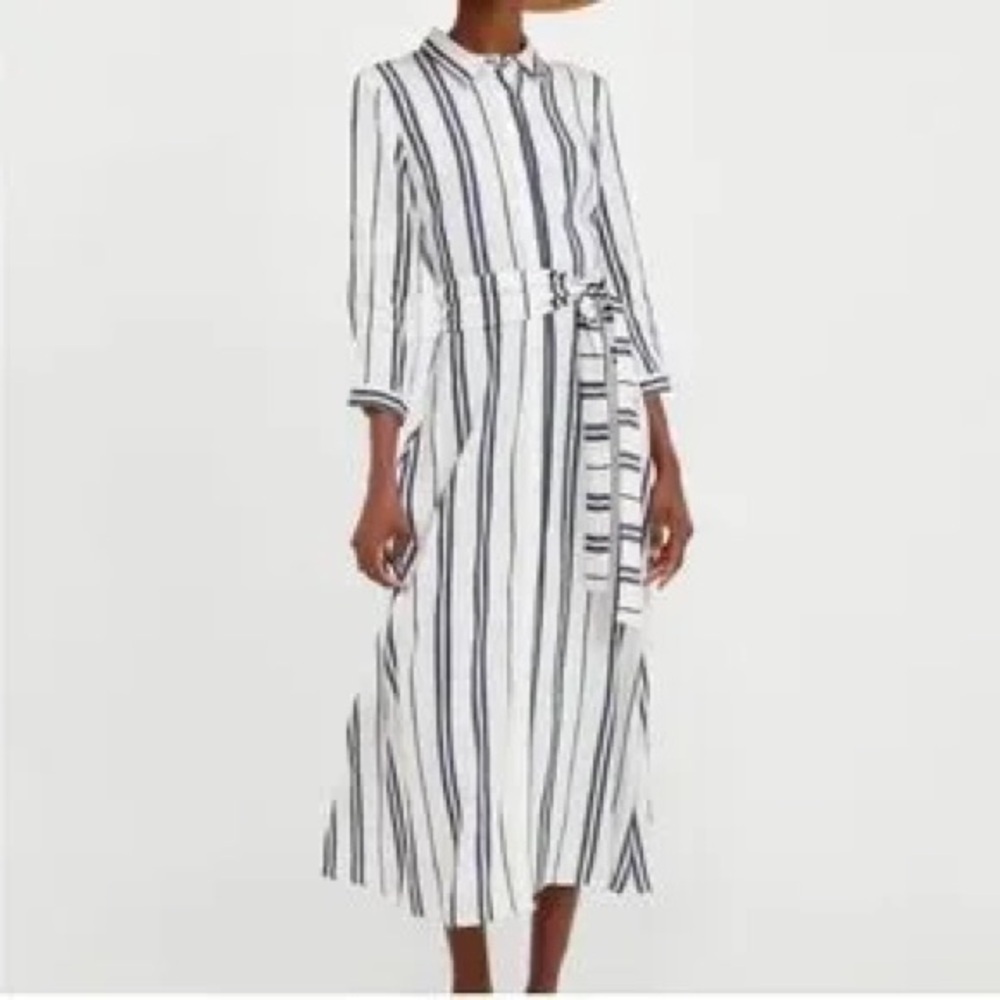 Zara White/Black bottom down, belted spring dress size XS